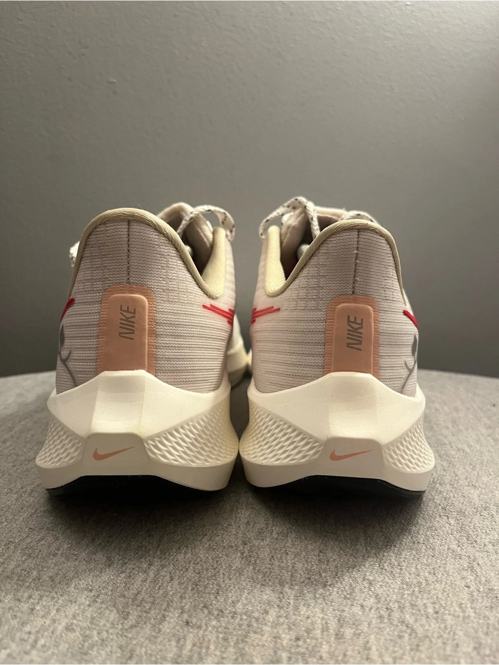 Nike Air Zoom Pegasus 39 Sail University Red Women's Shoe Size 8.5 FD4344-161 - Picture 6 of 11
